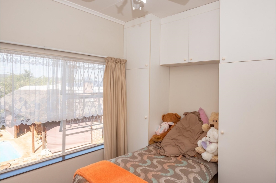 4 Bedroom Property for Sale in Vanes Estate Eastern Cape